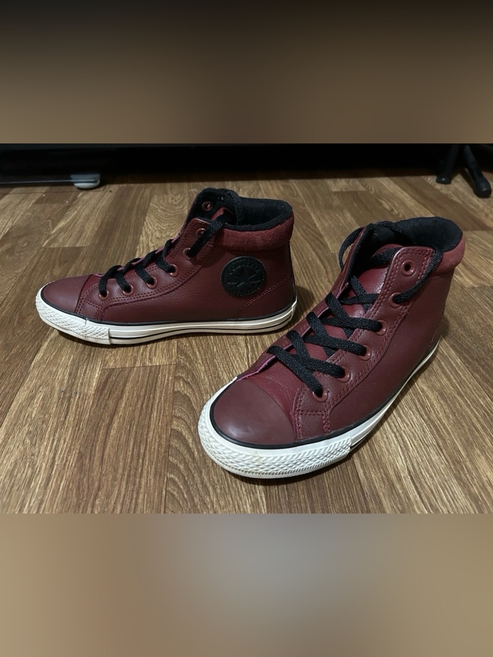 Converse All Star High Top Leather Sneakers Burgundy Black Big Kids Shoes Size 4